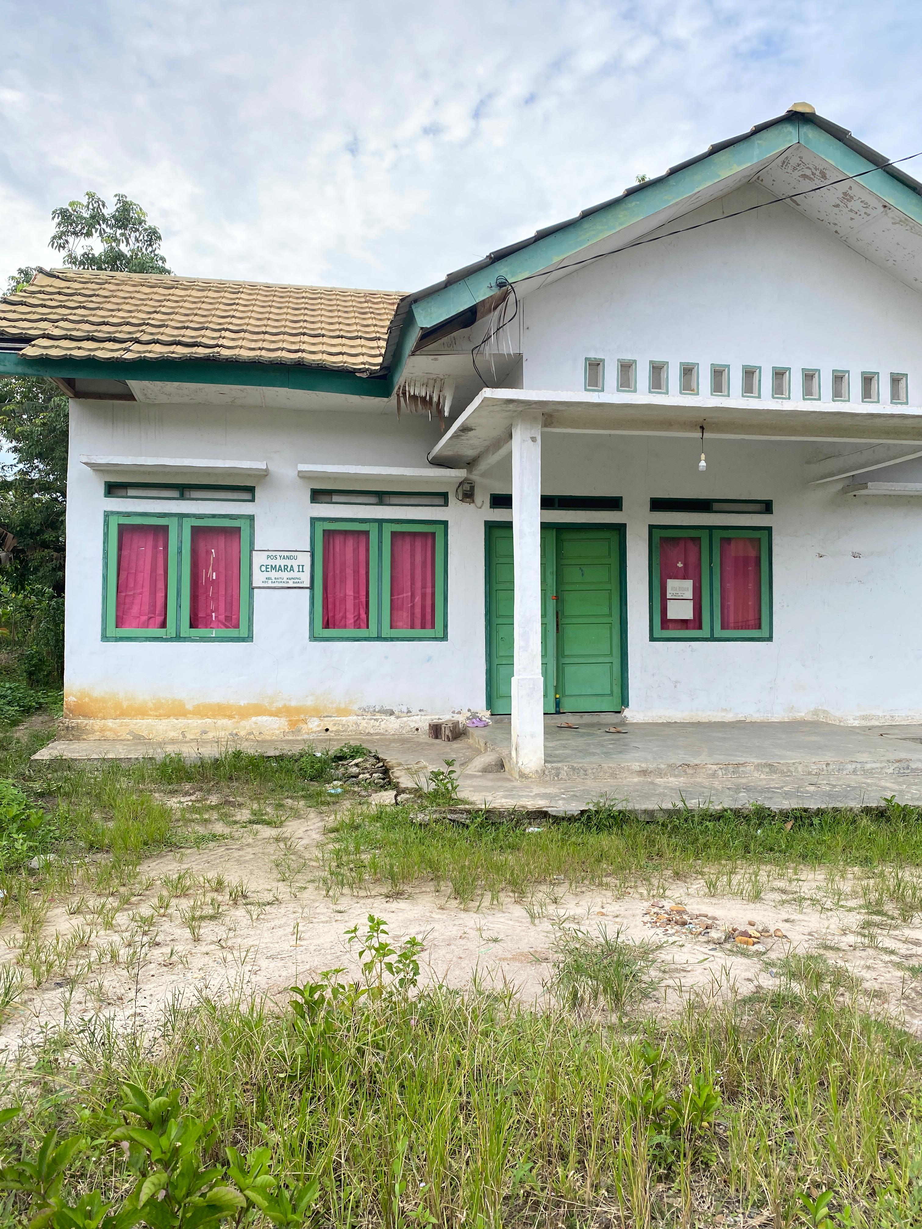 puskemas batu kuning